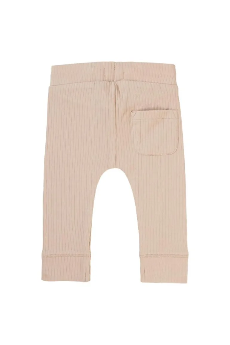 broek_bayboro__doeskin_4.webp Noppies Broeken<Broek Bayboro - Doeskin