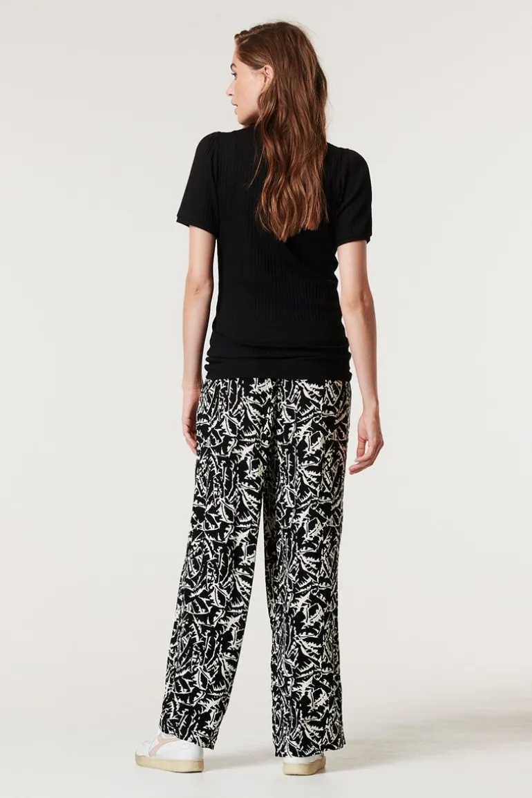 casual_broek_leaf__black_1.webp Noppies Broeken<Casual Broek Leaf - Black