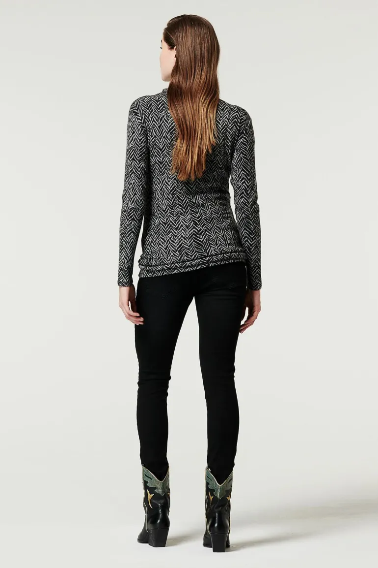 longsleeve_vprint__grey_m_1.webp Noppies Shirts<Longsleeve V-print - Grey Melange