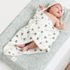 Noppies Badcapes & Wikkeldoeken | Thuis<Newborn Omslaghanddoek Blooming Clover 72x92 Cm - Beetle