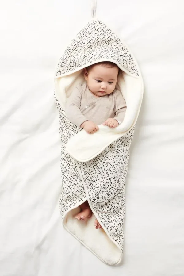 Noppies Badcapes & Wikkeldoeken | Thuis<Newborn Omslaghanddoek Teddy Fancy Dot Wrapper - Jet Stream